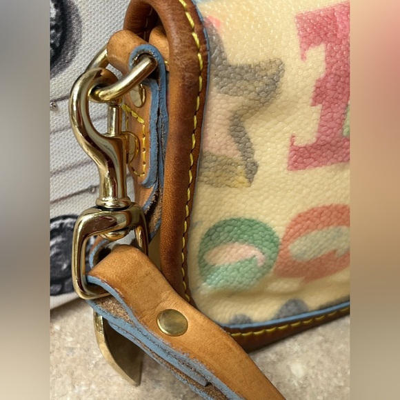 Dooney & Bourke Doodle Scribble Wristlet, Vintage - Picture 6 of 13